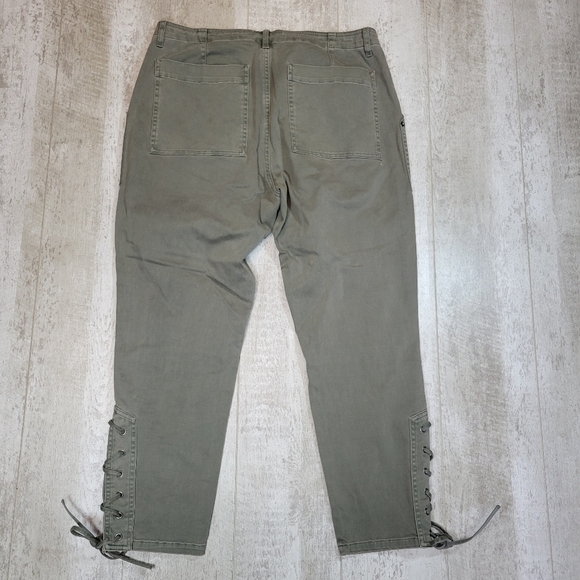 Pistola Lace Up Ankle Army Green Cargo Crops Pants - Picture 8 of 10